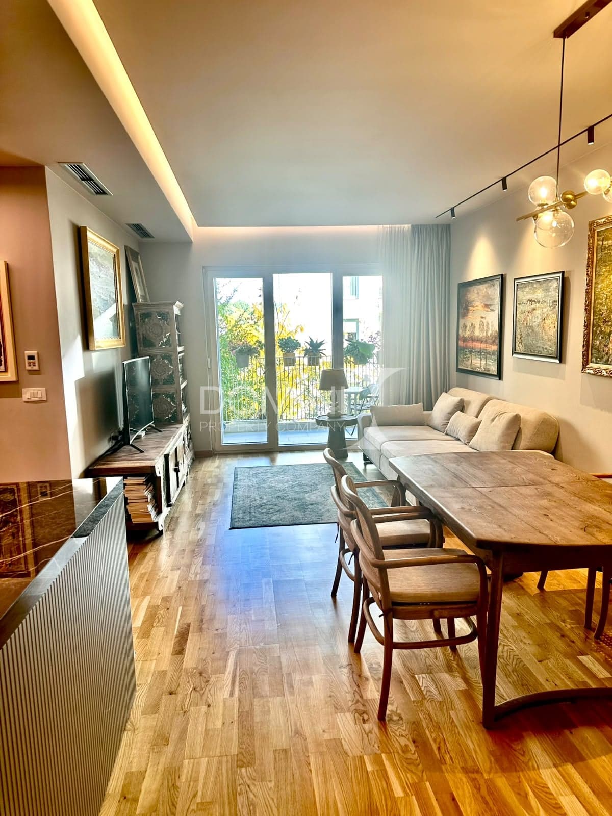 Apartament 2+1+2 + Parkim te Liqeni i Thatë