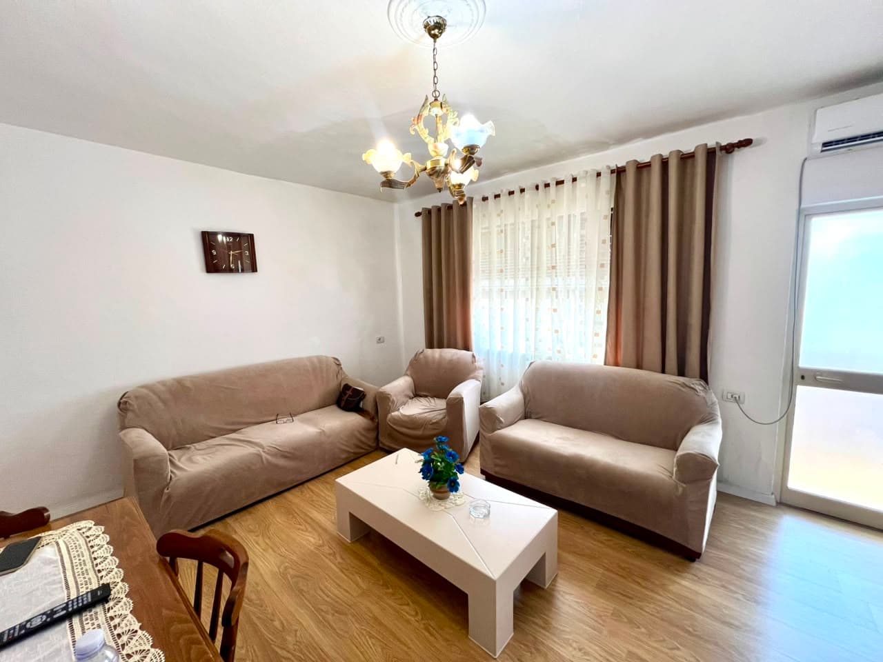 SHITET APARTAMENT 3+1+DEPO TEK ZOGU I ZI