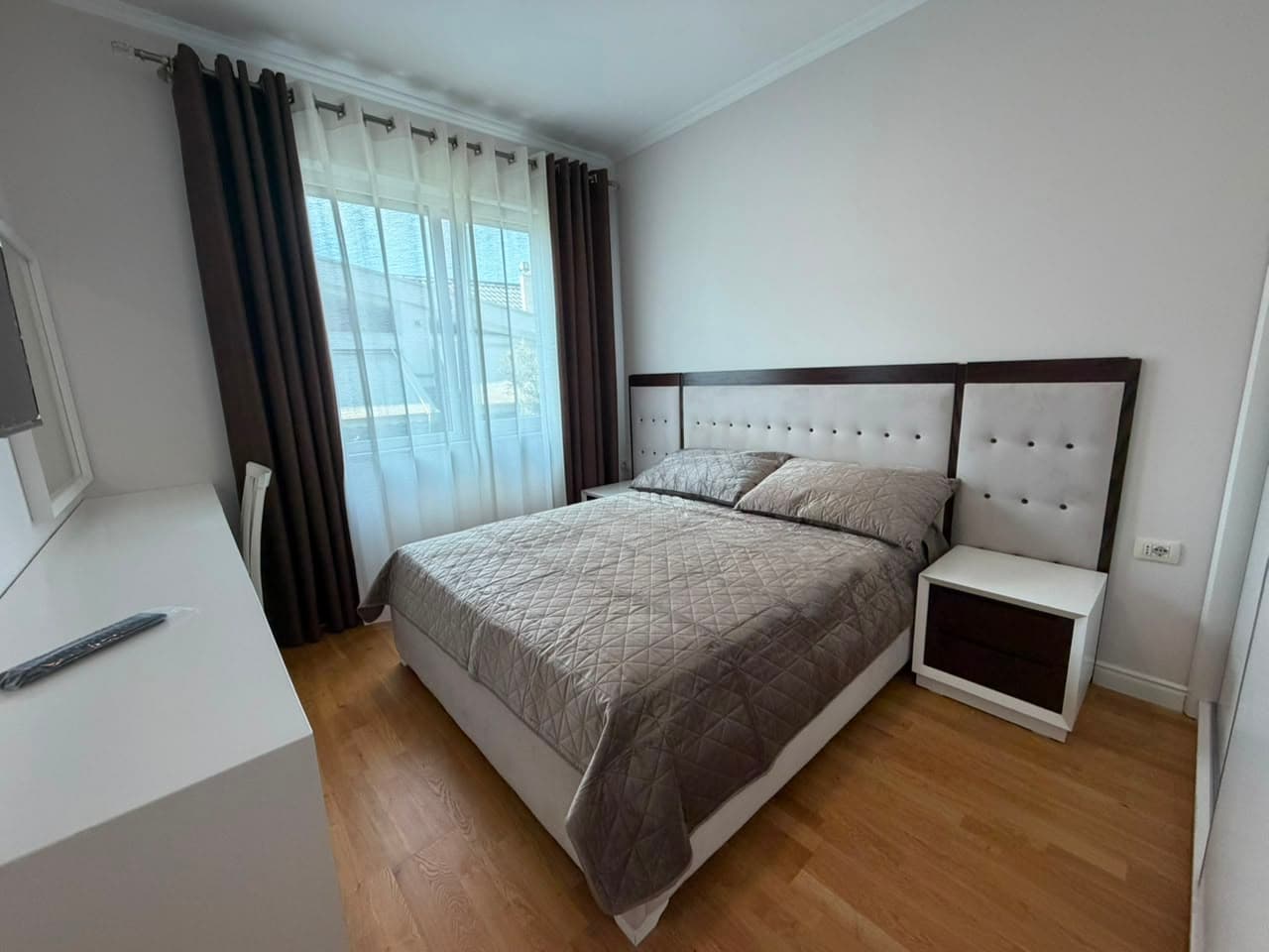 SHITET APARTAMENT 3+1+2 NE RRUGEN EDUARD MANO!