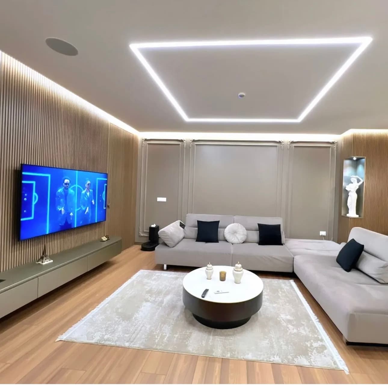 SHITET APARTAMENT 2+1+2 — PRANE SQUARE 21!