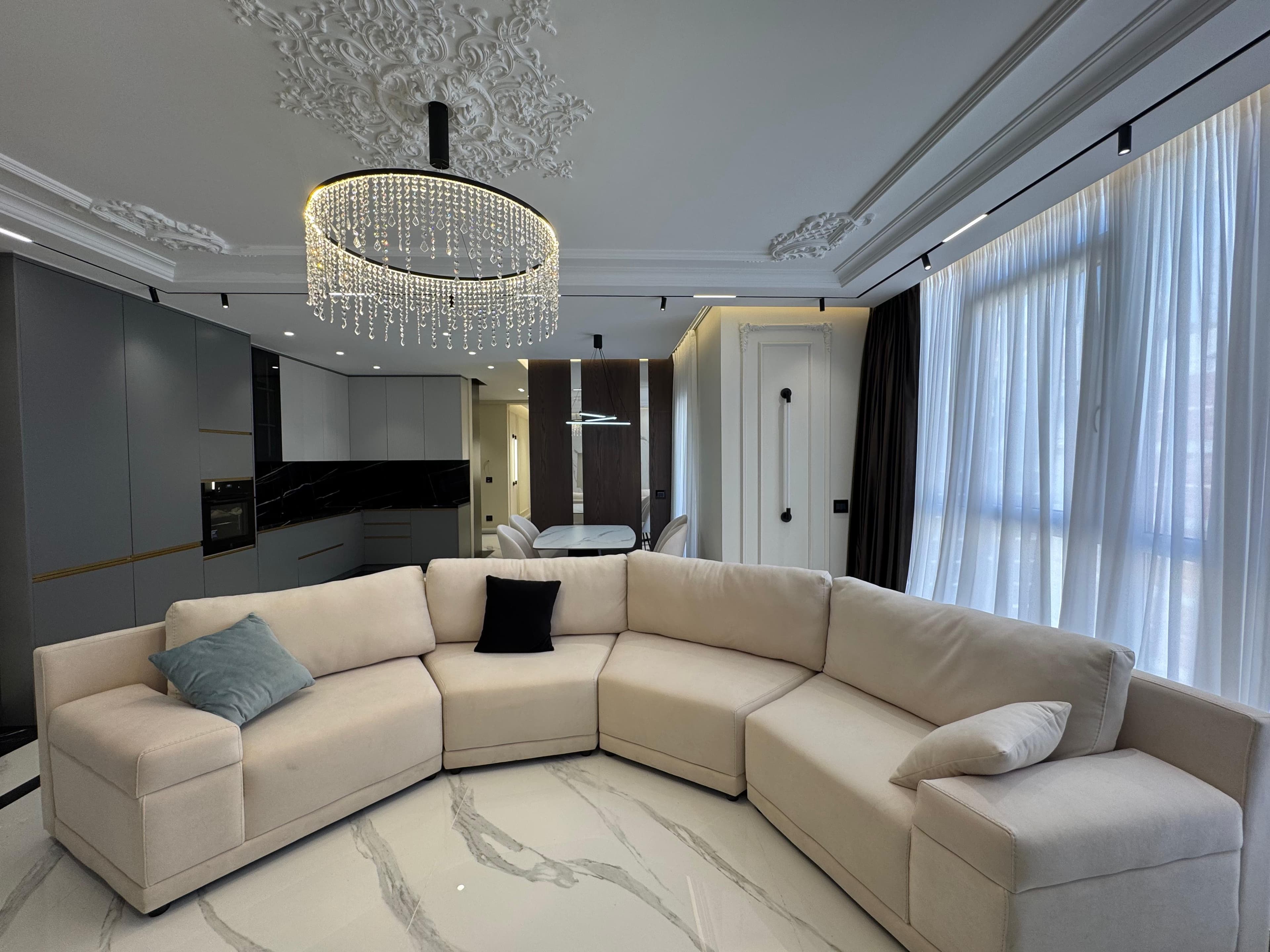 APARTAMENT 3+1+2 PER SHITJE,BULEVARDI I RI!